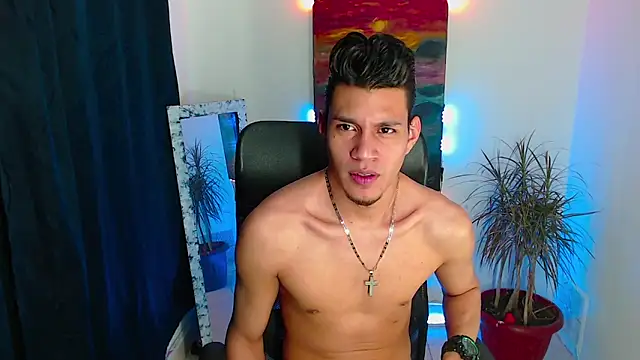 Snapshot of dirtyboy_23 chatting on 10/10/25, 01:37 dirtyboy 23 online show from 10/10/25, 01:37