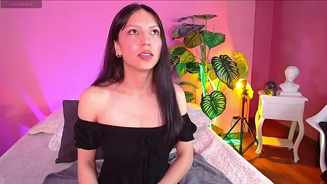 Bianca ks online show from 12/19/24, 03:07