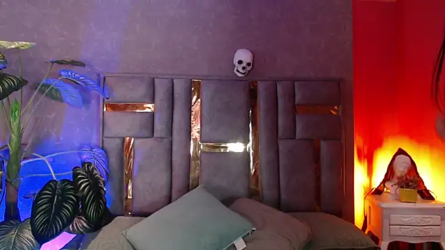 Bianca ks online show from 10/15/25, 03:17