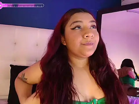 Snapshot of MeghanBurn chatting on 09/18/25, 03:30 MeghanBurn online show from 09/18/25, 03:30