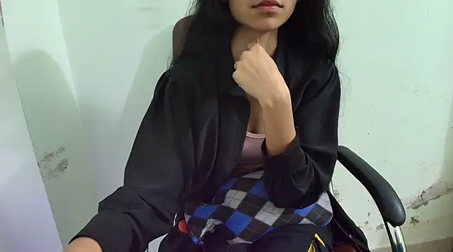 Srabontii online show from 02/20/25, 04:18