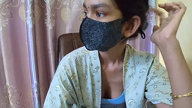 Snapshot of Srabontii chatting on 09/13/25, 06:35 Srabontii online show from 09/13/25, 06:35