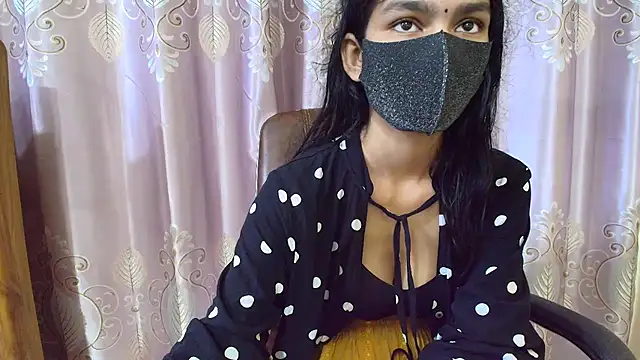 Snapshot of Srabontii chatting on 09/20/25, 10:16 Srabontii online show from 09/20/25, 10:16