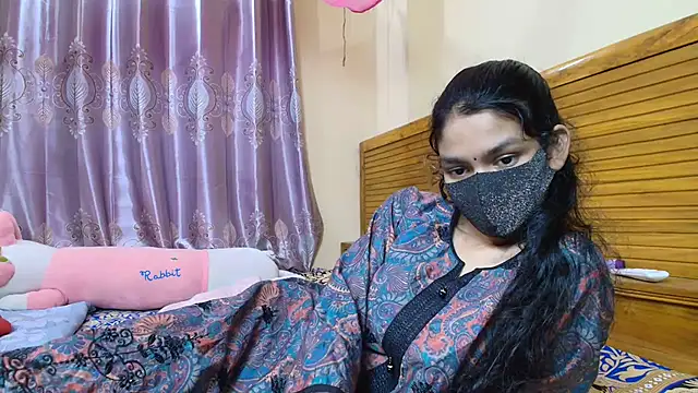 Snapshot of Srabontii chatting on 11/30/25, 11:25 Srabontii online show from 11/30/25, 11:25