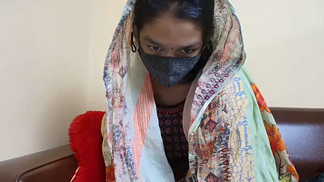 Snapshot of Srabontii chatting on 12/02/25, 12:16 Srabontii online show from 12/02/25, 12:16