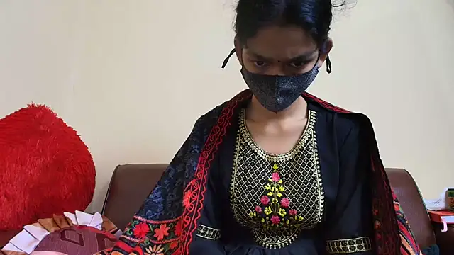 Snapshot of Srabontii chatting on 12/03/25, 07:01 Srabontii online show from 12/03/25, 07:01