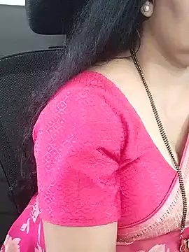 Deepthi Mysore online show from 12/25/24, 09:56