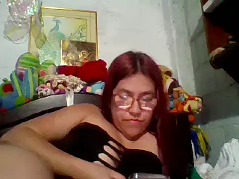 dafne19  online show from 12/15/24, 05:23