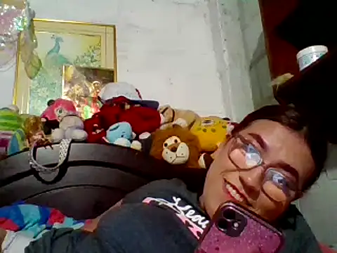 dafne19  online show from 12/29/24, 04:27