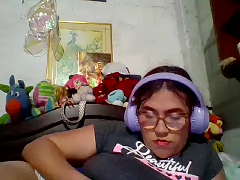 dafne19  online show from 12/29/24, 07:28