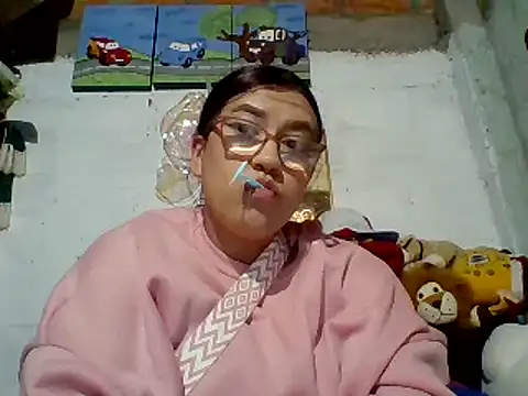 dafne19  online show from 01/05/25, 03:53