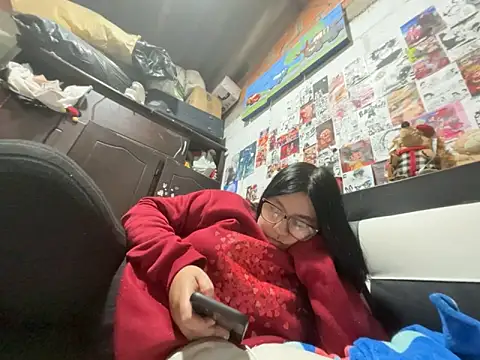 dafne19  online show from 05/15/26, 03:02