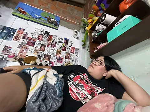 dafne19  online show from 06/11/26, 03:15