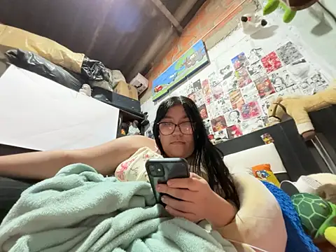dafne19  online show from 06/23/26, 04:32