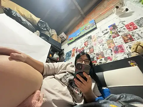 dafne19  online show from 06/29/26, 12:06