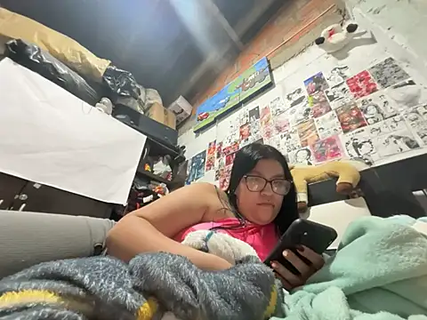 dafne19  online show from 07/27/26, 01:45