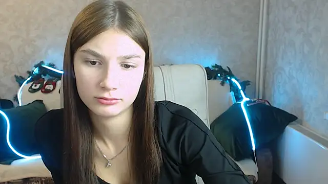 AnaHoney online show from 12/10/24, 10:38
