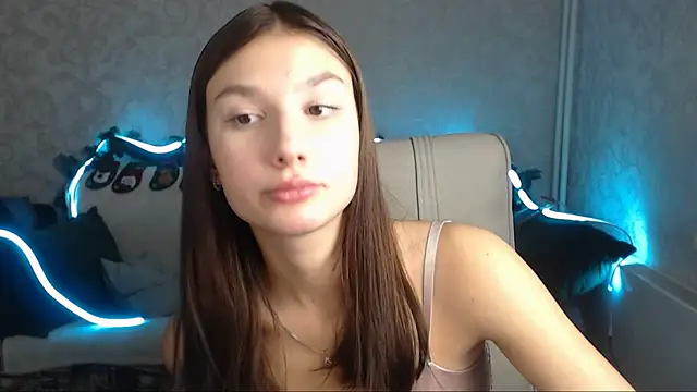 AnaHoney online show from 12/19/24, 09:51