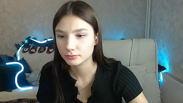 AnaHoney online show from 12/21/24, 04:41