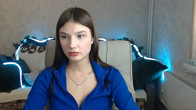 AnaHoney online show from 12/22/24, 04:39