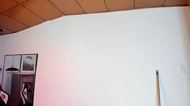 Snapshot of Alaia_Cute chatting on 10/04/25, 03:54 Alaia Cute online show from 10/04/25, 03:54