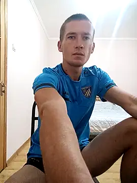 Snapshot of serhii19791 chatting on 10/12/25, 08:24 serhii19791 online show from 10/12/25, 08:24