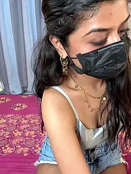 Snapshot of Aakanshaa__ chatting on 10/09/25, 05:11 Aakanshaa   online show from 10/09/25, 05:11