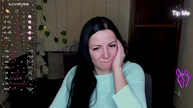 Alika lorens talk online show from 12/28/24, 10:03