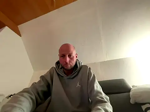 nikeaddicted2 online show from 11/22/25, 05:34