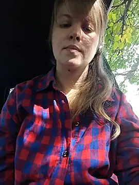 Snapshot of astiSWEET chatting on 09/22/25, 08:16 astiSWEET online show from 09/22/25, 08:16