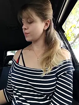 Snapshot of astiSWEET chatting on 10/03/25, 08:00 astiSWEET online show from 10/03/25, 08:00