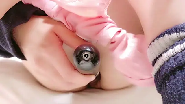 Snapshot of yukinA_xoxo chatting on 02/10/25, 06:24 yukinA xoxo online show from 02/10/25, 06:24