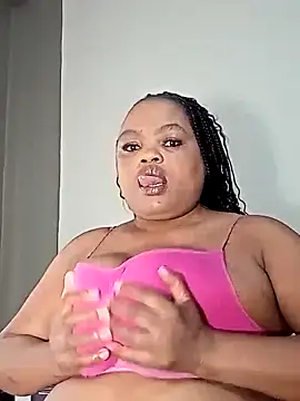 hugemelonsxxx online show from 02/23/25, 03:18