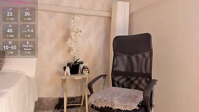 CyntiaAdams online show from 12/24/24, 06:06