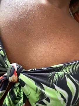 Snapshot of alexatransgata chatting on 10/07/25, 10:56 alexatransgata online show from 10/07/25, 10:56