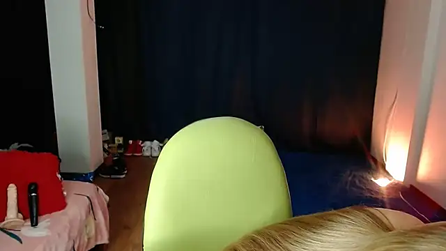 shirly vannicelli online show from 10/11/25, 02:44