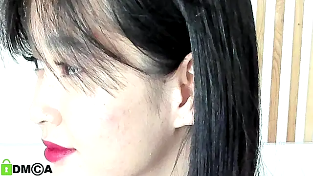 Lola Peach online show from 12/08/24, 10:08