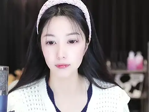 Nuyoah-77 online show from 12/21/24, 04:14