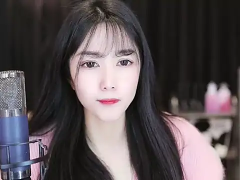 Nuyoah-77 online show from 12/22/24, 05:53