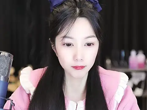 Nuyoah-77 online show from 12/27/24, 03:59