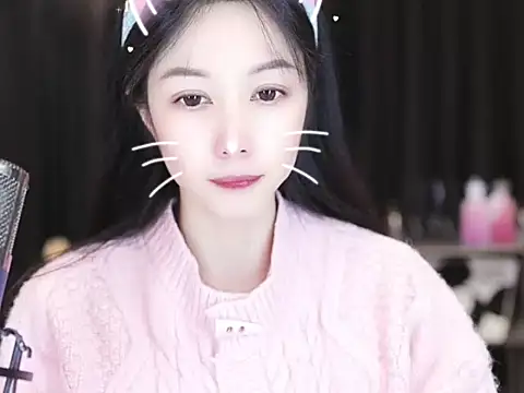 Nuyoah-77 online show from 12/31/24, 04:14