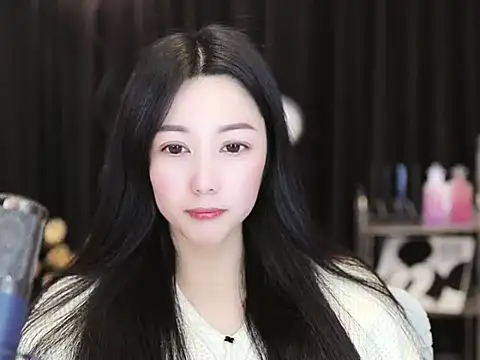 Nuyoah-77 online show from 01/02/25, 04:02