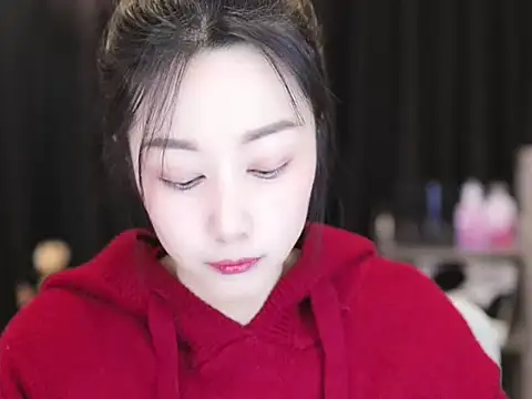 Nuyoah-77 online show from 01/09/25, 04:52