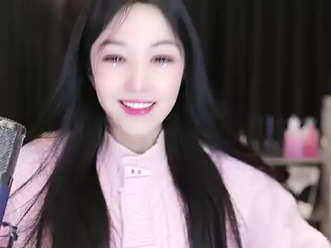 Nuyoah-77 online show from 01/11/25, 07:05