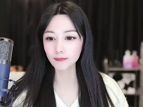 Nuyoah-77 online show from 01/18/25, 06:53