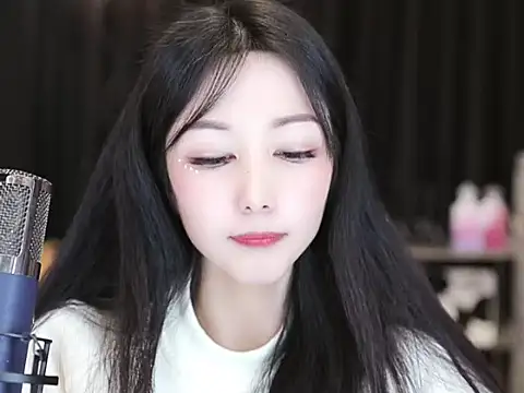 Nuyoah-77 online show from 01/20/25, 06:53