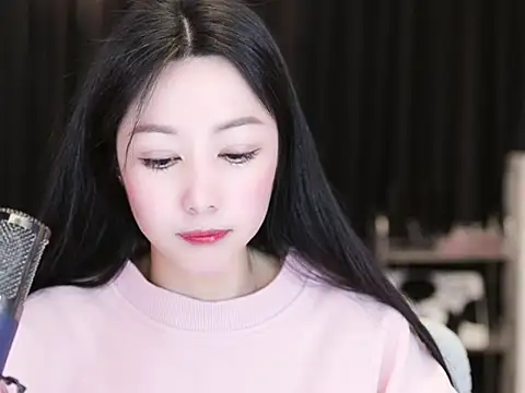 Nuyoah-77 online show from 03/17/25, 04:11