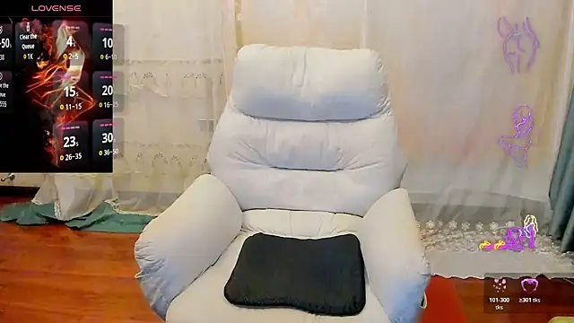 Pennyee online show from 07/08/26, 01:04