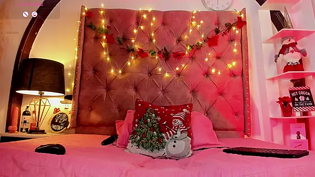 LadyAvalon online show from 12/19/24, 11:03