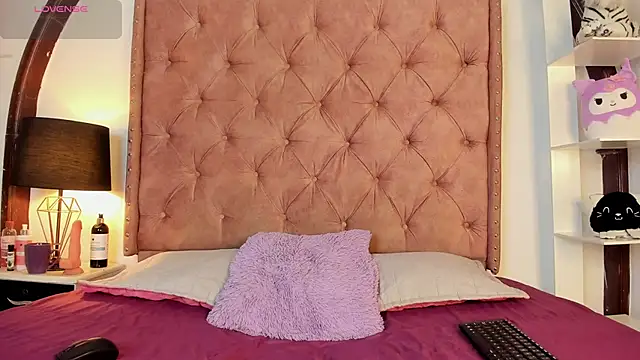 LadyAvalon online show from 01/15/25, 08:05